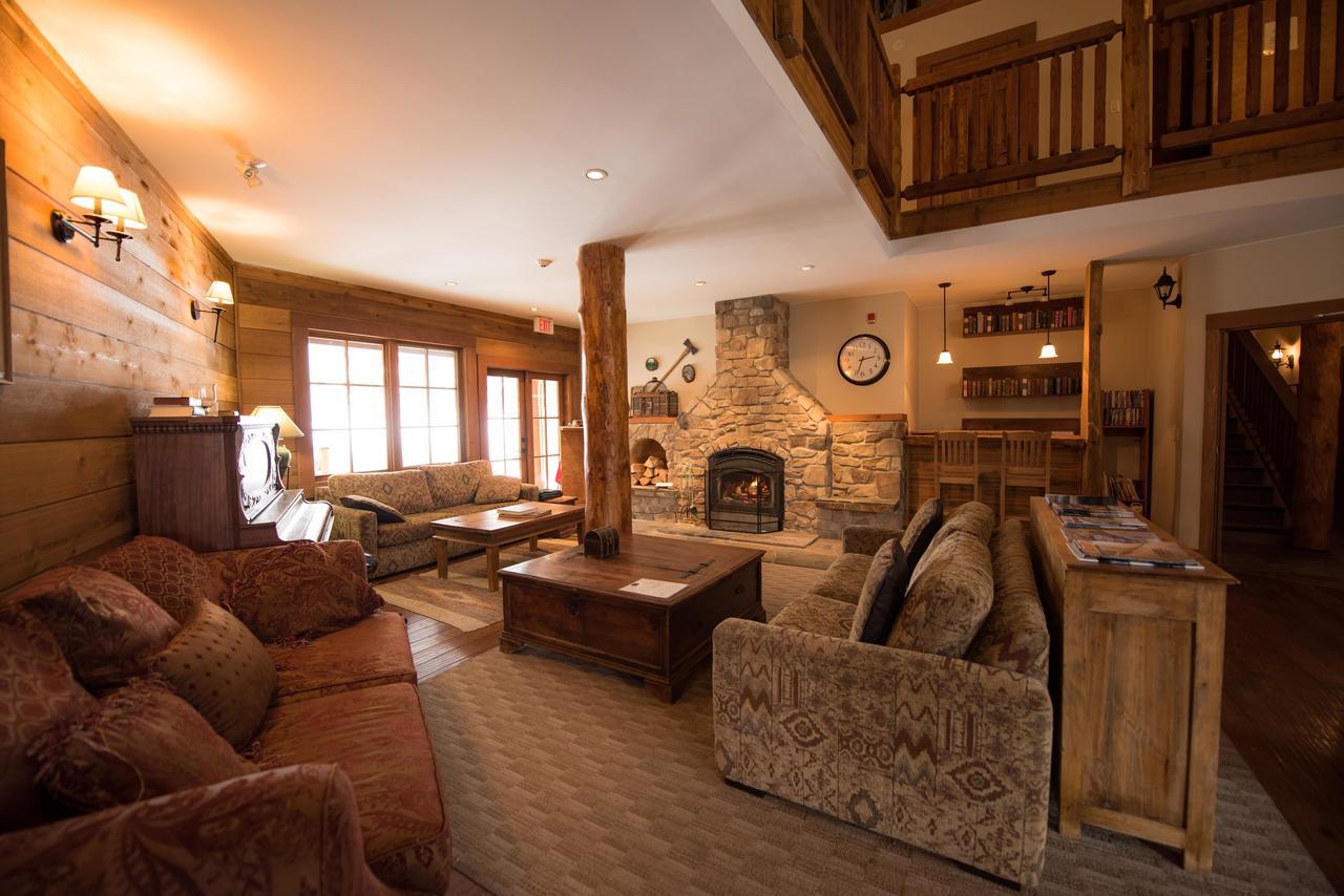 Winston Lodge Golden Luaran gambar