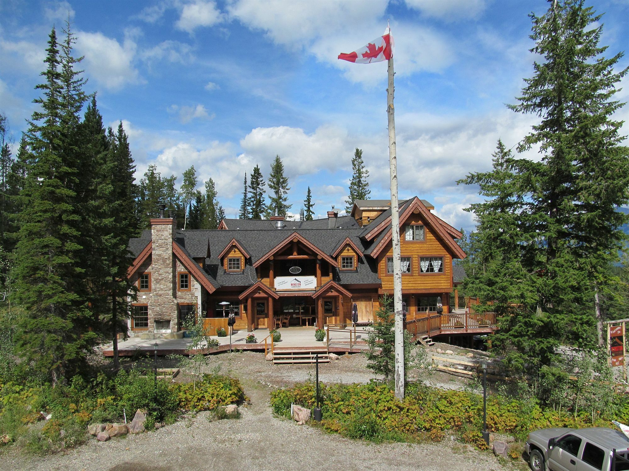 Winston Lodge Golden Luaran gambar